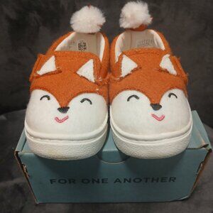 Toms baby fox shoes size 4